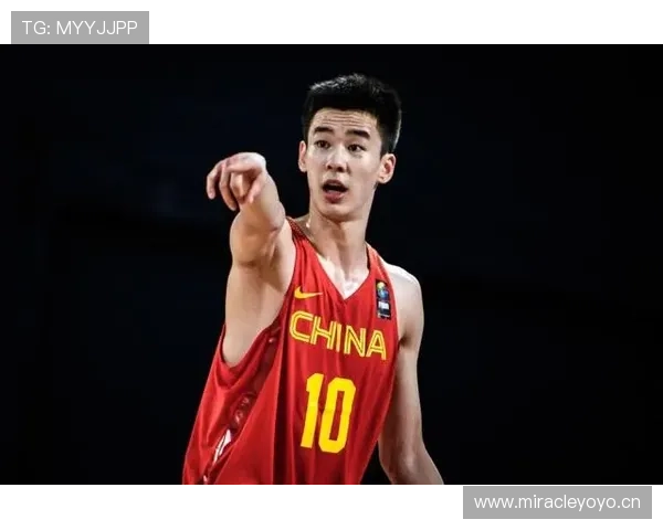 郭昊文这训练强度，健身房当家了？